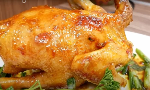 Gà chưng nước mắm thơm ngọt thấm vị – Vanh Khuyen