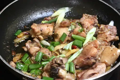 Gà kho gừng