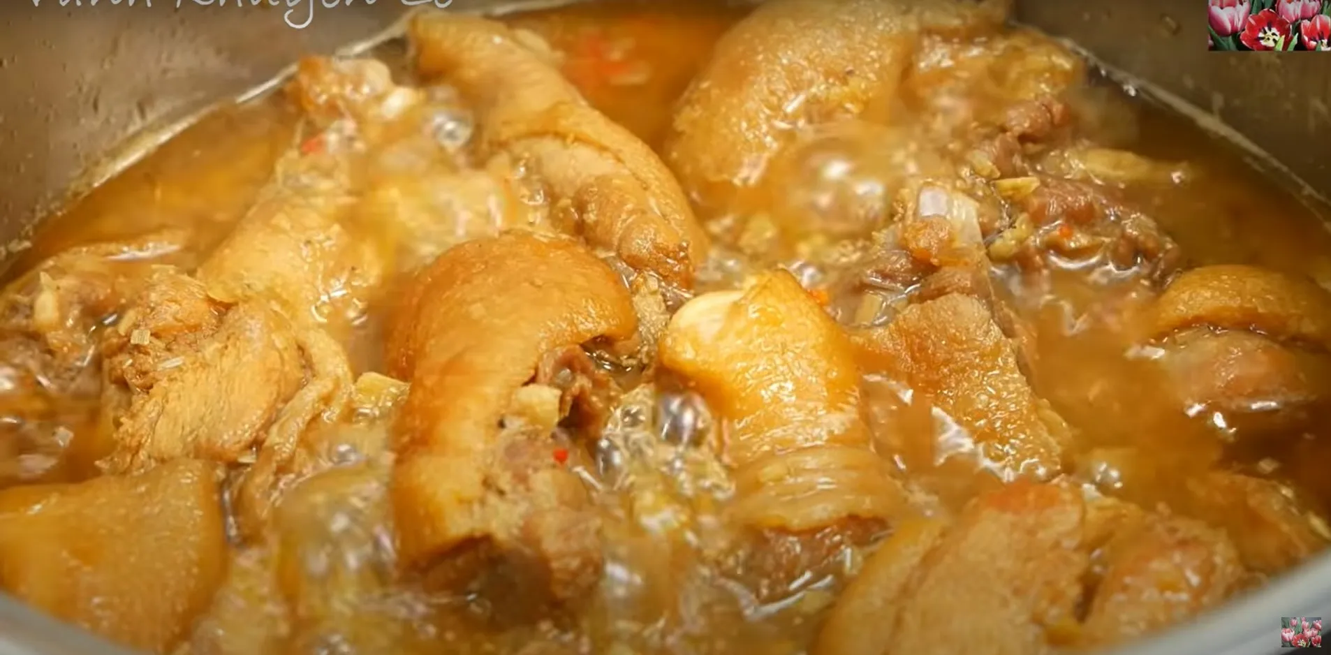 Gà kho sả ớt - Bí quyết để gà thơm ngon - Vanh Khuyen