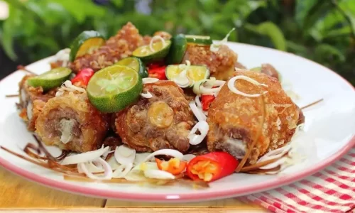 Giò heo chiên sốt mắm sả tắc – Nghi’s Kitchen