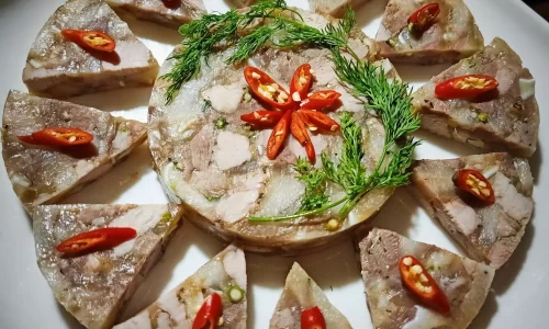 Giò thủ tiêu xanh – To Thien Thanh