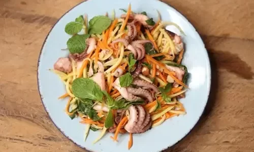 Gỏi bạch tuộc xoài xanh