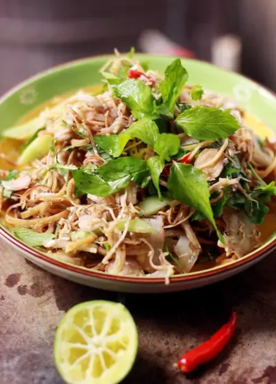 Gỏi bắp chuối chua ngọt