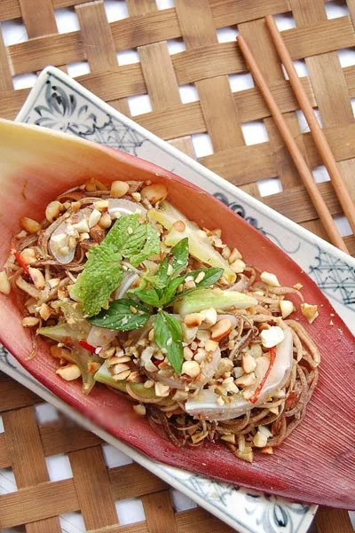 Gỏi bắp chuối tôm thịt