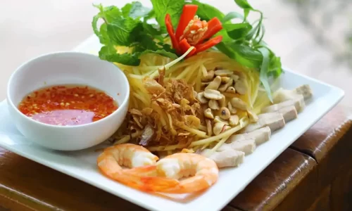 Gỏi đu đủ tôm thịt