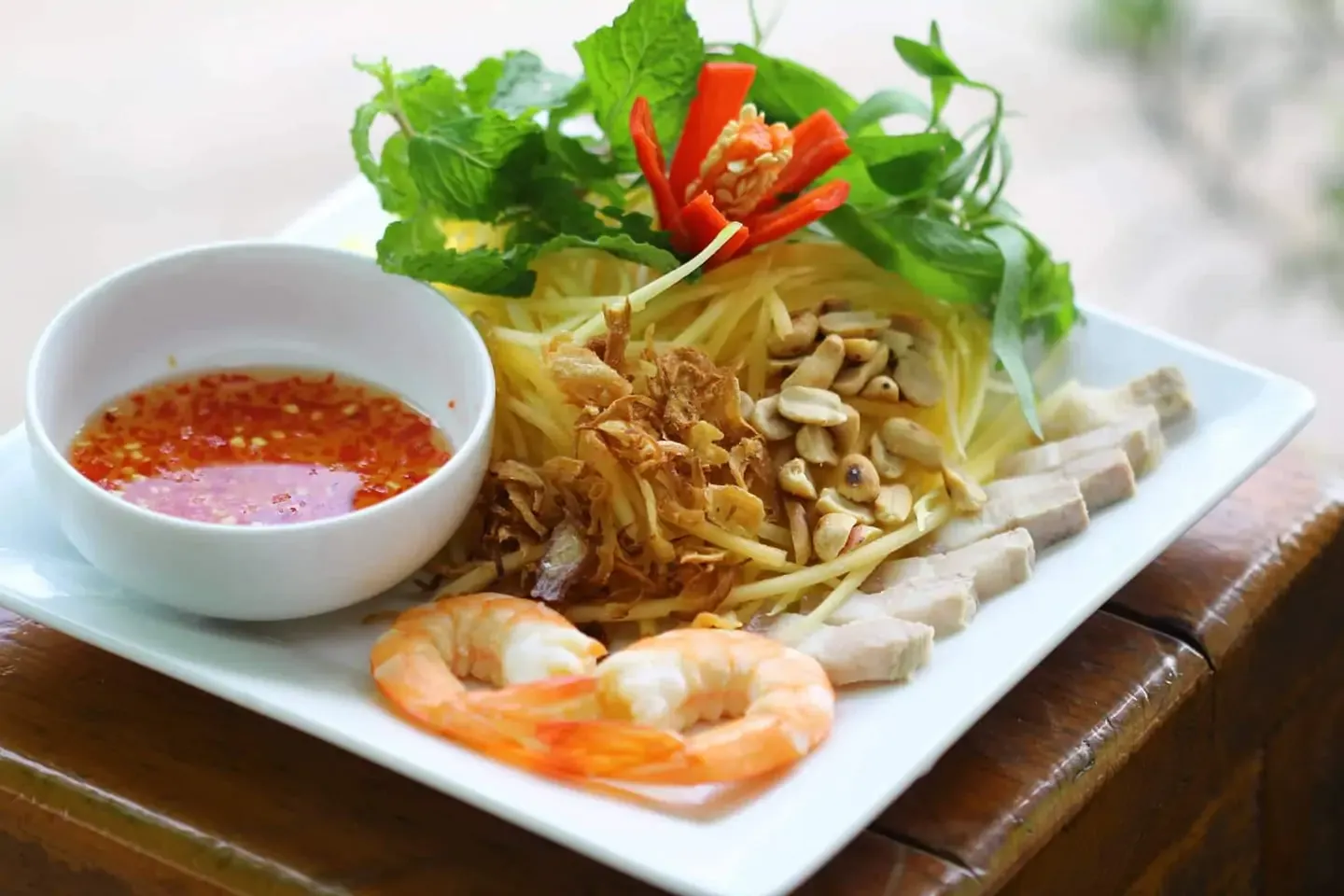 Gỏi đu đủ tôm thịt