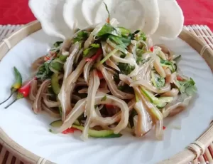 Gỏi dưa leo trộn tai heo