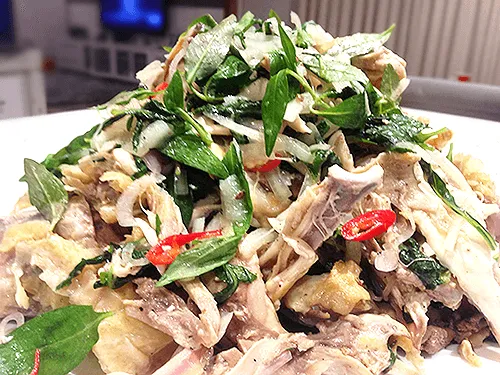 Gỏi gà xé phay