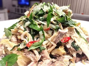 Gỏi gà xé phay