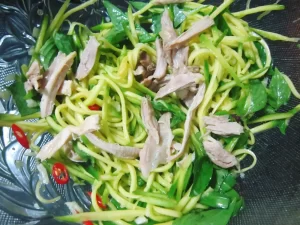 Gỏi gà xoài xanh
