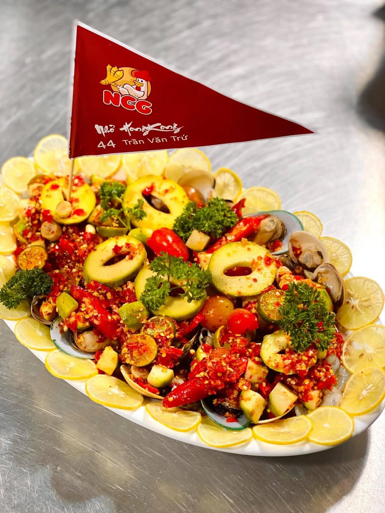 Gỏi hải sản Thái Lan - Nghi's Kitchen