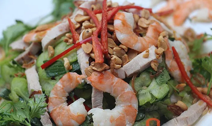 Gỏi khổ qua tôm thịt 