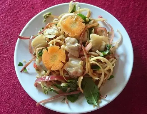 Gỏi nghêu hoa chuối