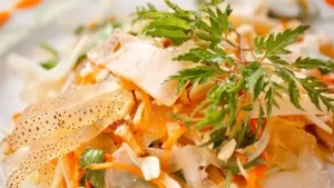 Gỏi sứa tôm thịt