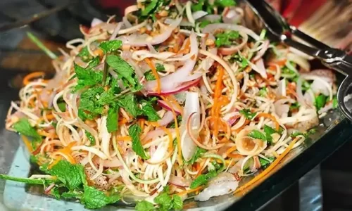 Gỏi tai heo hoa chuối