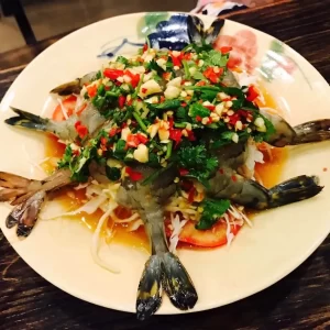 Gỏi tôm tái chanh