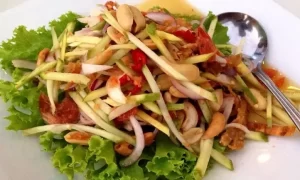 Gỏi xoài kiểu thái