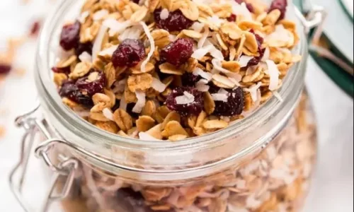 Granola nam việt quất bằng nồi chiên không dầu