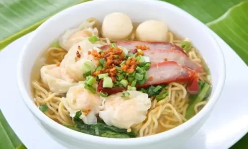 Hủ tiếu mì kiểu Hoa – Tran Thanh Tu