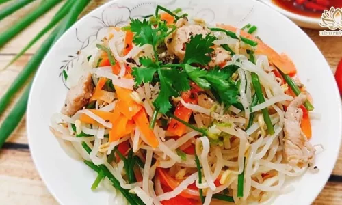 Hủ tiếu xào chay – Ryan Phạm