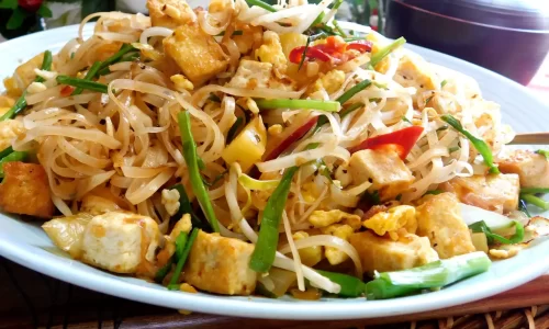 Hủ tiếu khô xào chay – Lam Anh Dao