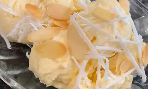 Kem sữa dừa – Thảo Lê