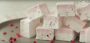 Kẹo xốp Marshmallow dâu  – Cooking Tree