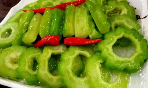 Khổ qua ngâm chua ngọt  – Thụy Như
