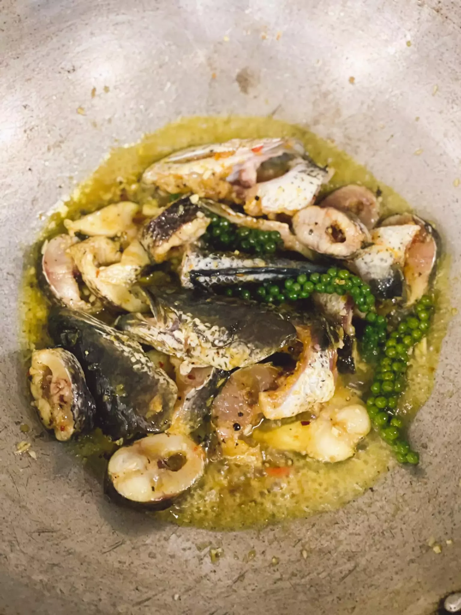 Lẩu cá lóc tiêu xanh - Nghi's Kitchen