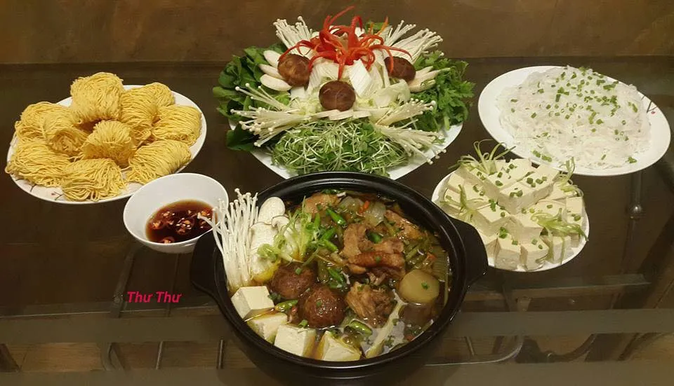 Lẩu gà ớt hiểm - Thư Thư