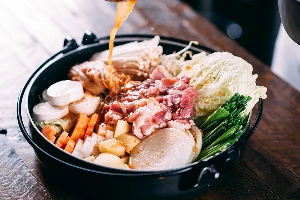 Lẩu kim chi Nhật bản