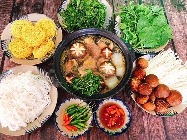Lẩu nấm cung đình - Nghi's Kitchen