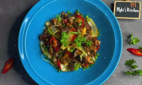 Sốt xào tương cay – Lòng mề gà xào tương cay –  Nghi’s Kitchen