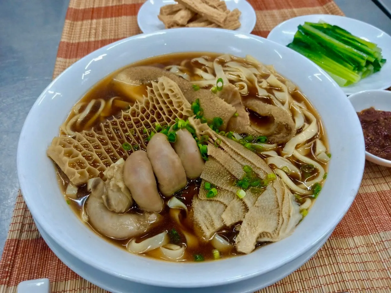 Mì bò Đài Loan - Thuc Tan