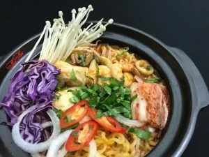 Mì cay hải sản vị lẩu thái – Thư Thư