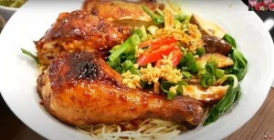 Gà quay ăn mì – Nước sốt mì hủ tiếu khô – Vanh Khuyen