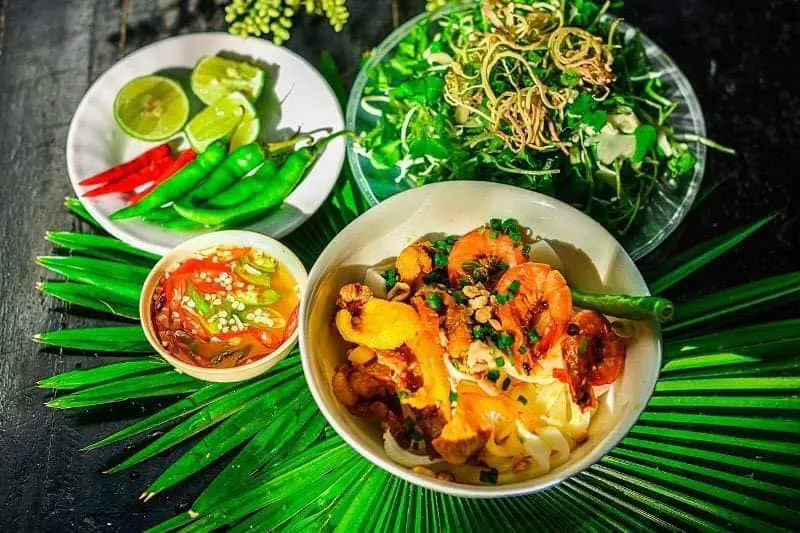 Mì quảng Phú Chiêm - Nghi's Kitchen
