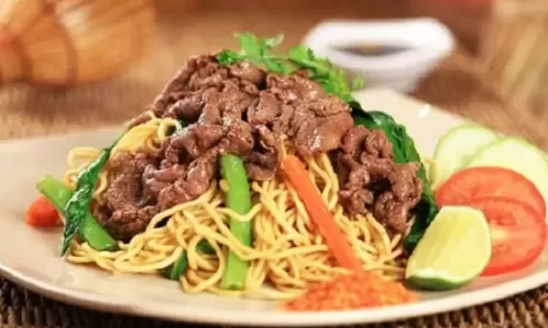 Mì xào bò kinh doanh – Sốt xào mì – Nghi’s Kitchen