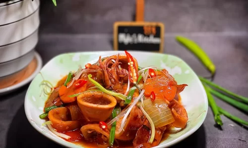 Mực trứng xào chua ngọt – Nghi’s Kitchen