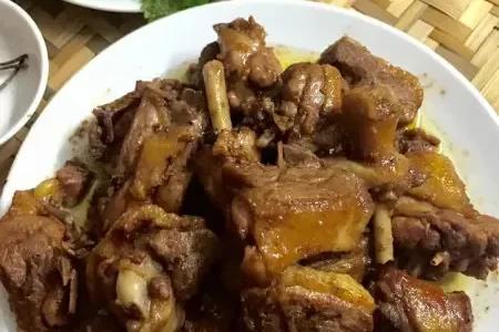 Ngan om xì dầu