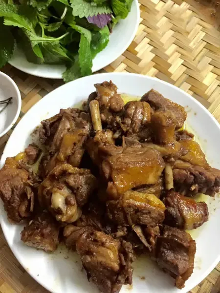 Ngan om xì dầu