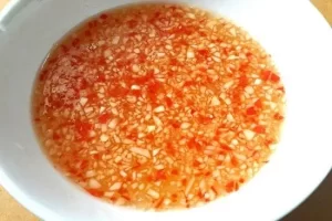 Nước mắm chua ngọt chấm gỏi – Quang Le
