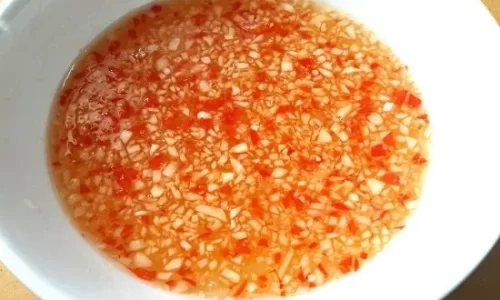 Nước mắm chua ngọt chấm gỏi – Quang Le