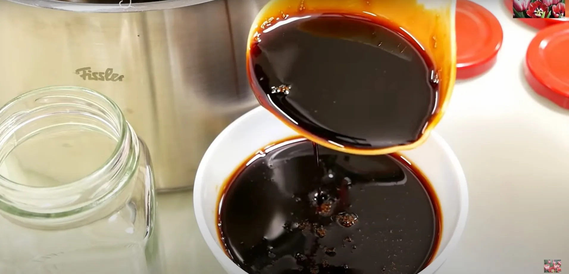 Nước màu dừa - nước hàng kho cá - Vành Khuyên