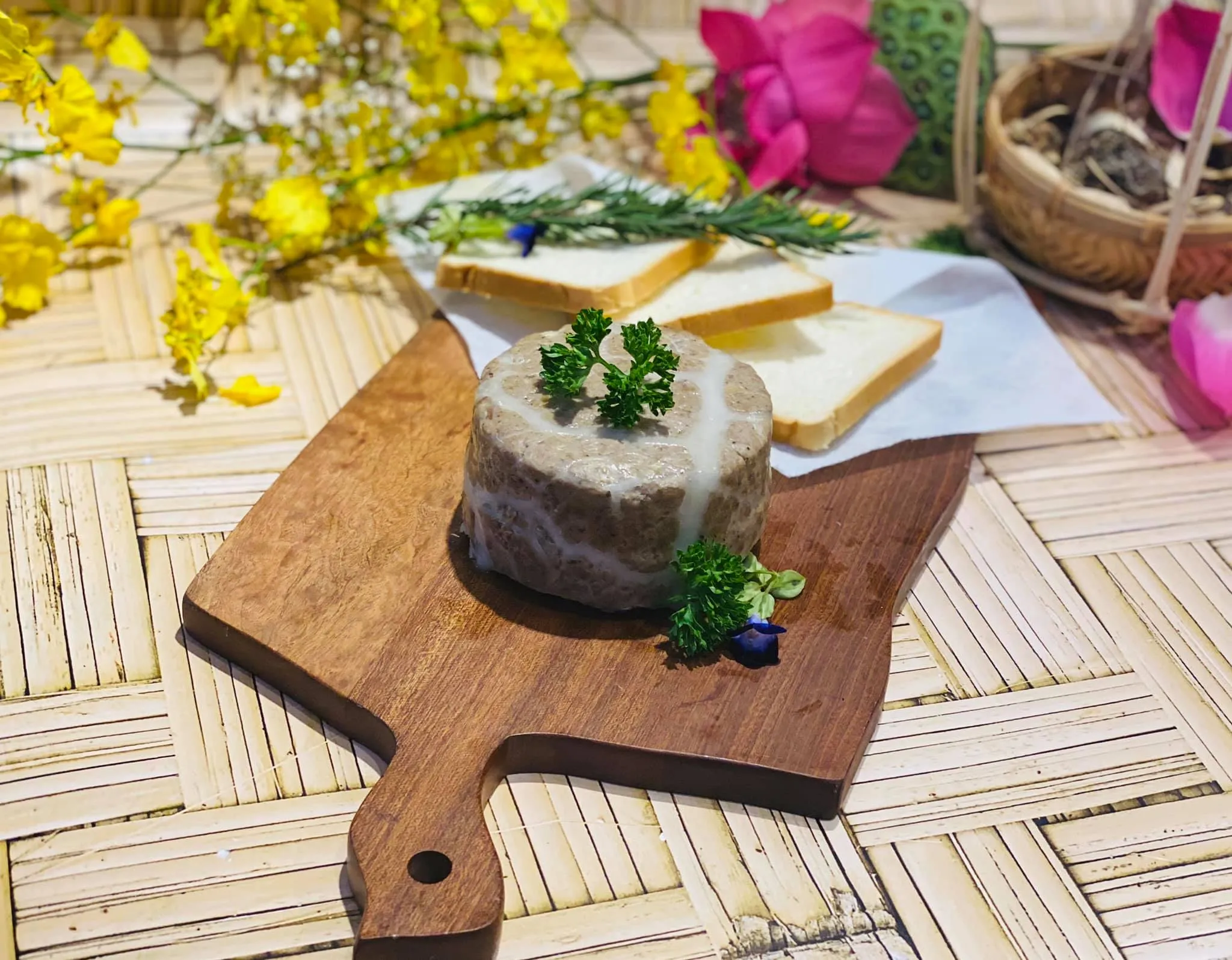 Pate cá ngừ - Nghi's Kitchen