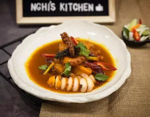 Phá lấu râu bạch tuộc – Nghi’s Kitchen