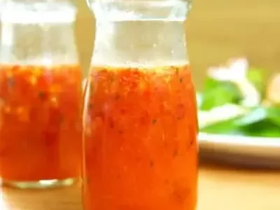 Sốt muối ớt đỏ – Nghi’s Kitchen