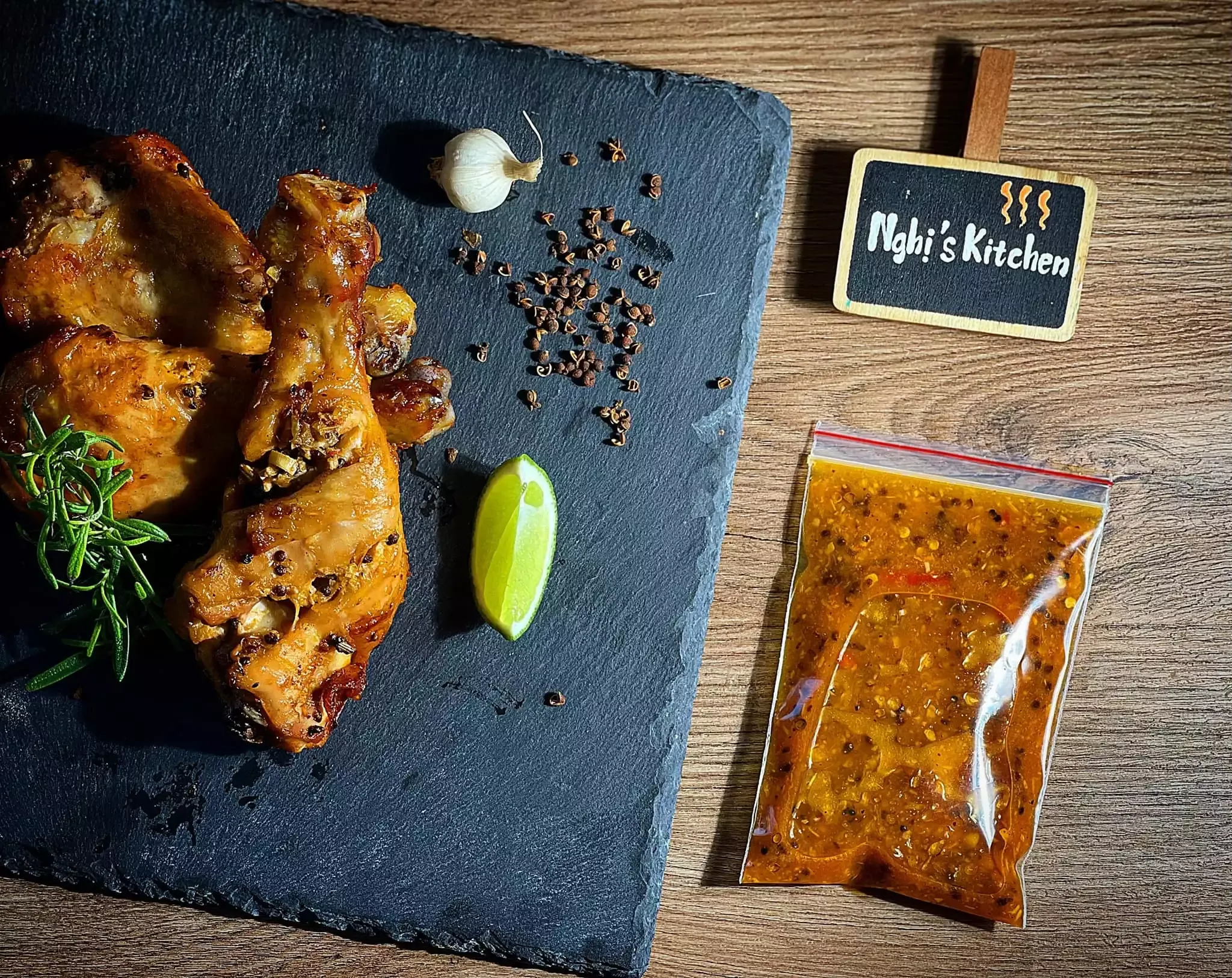 Sốt nướng đùi tỏi gà  - Nghi's Kitchen