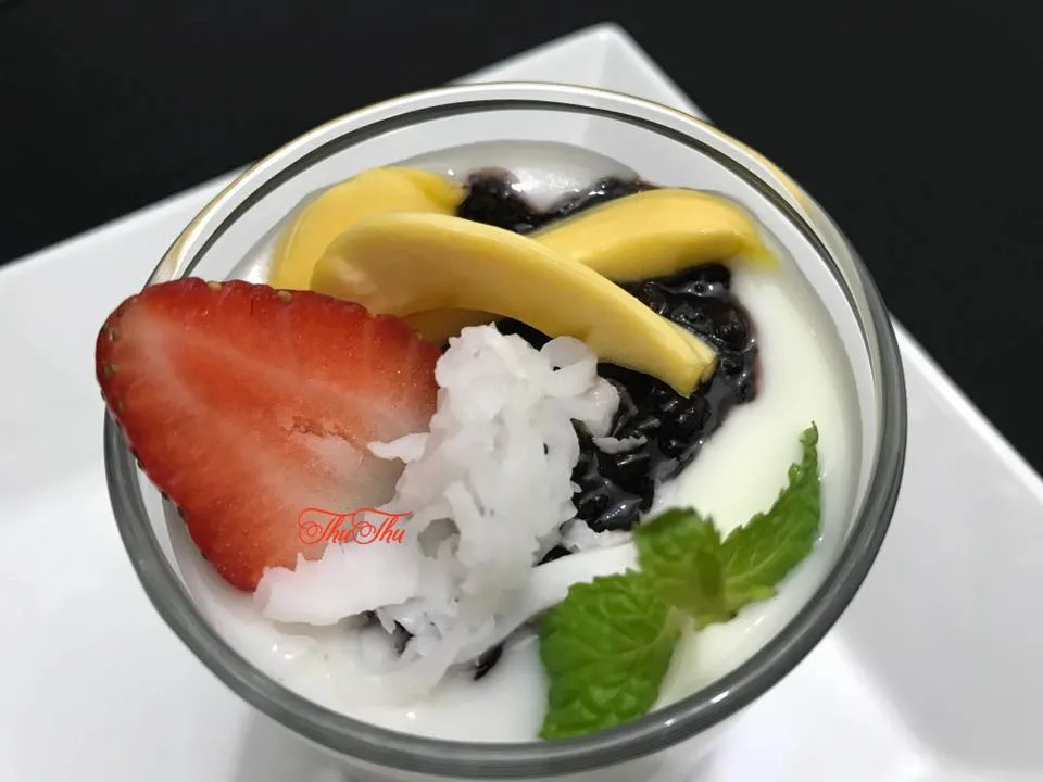 Sữa chua nếp cẩm nước cốt dừa - Thư Thư