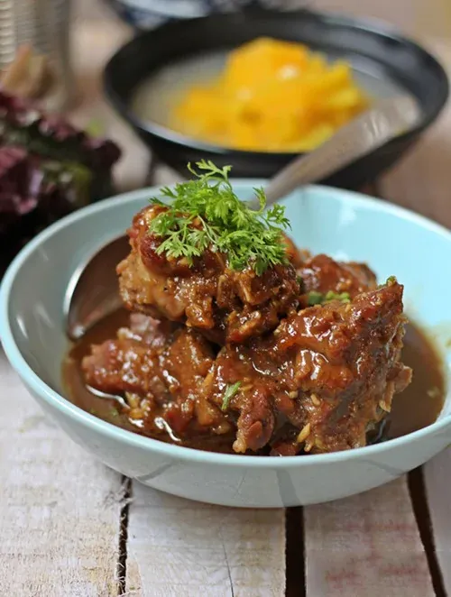 Sườn non rim tương đen